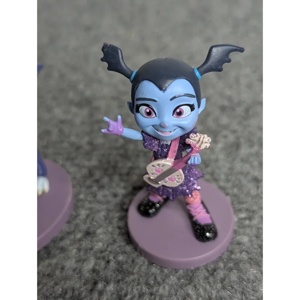 Disney Junior Vampirina PVC Figurines Glitter‎ Vampirina & Wolfie Cake Toppers